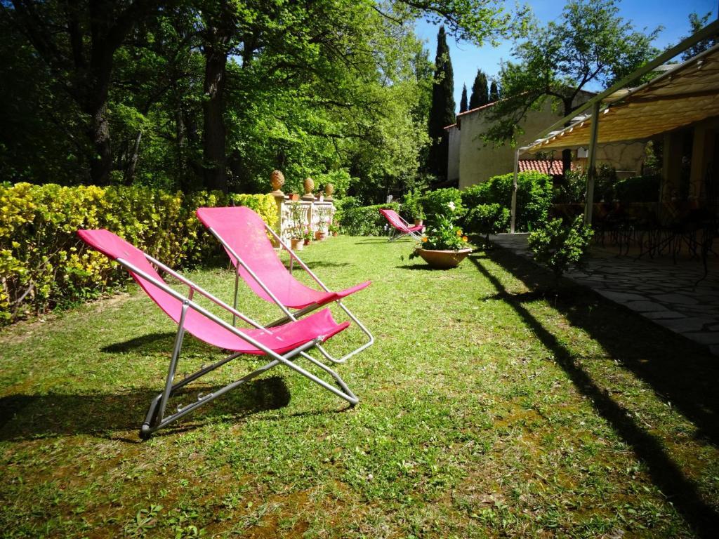 Au Bien Etre Piscine Chauffee Hotel Villecroze Buitenkant foto